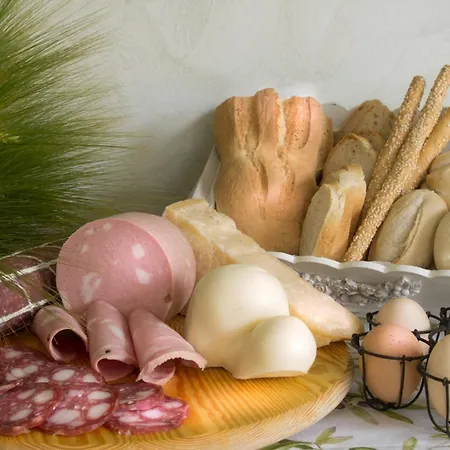 Il Fienile Di 아시시